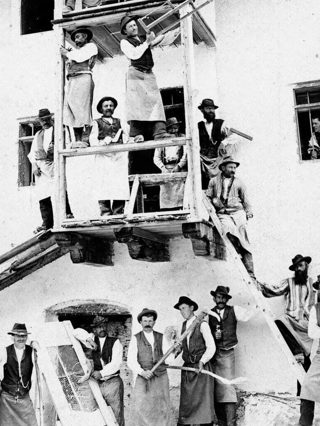 Artigiani ladini sompunt - Archive Istitut Ladin